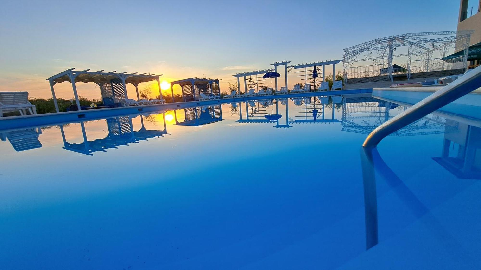 Pensiunea Prigoria Hotel Муригьол Екстериор снимка